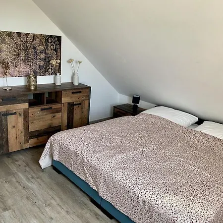 Nyaraló In With Swimming Pool Warin