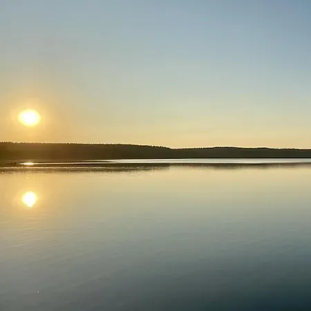 In With Swimming Pool Nyaraló *