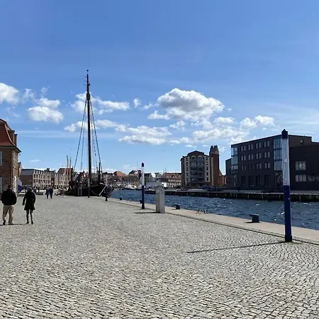 In With Swimming Pool